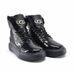 UGG SHANTI TRIPLE BLACK