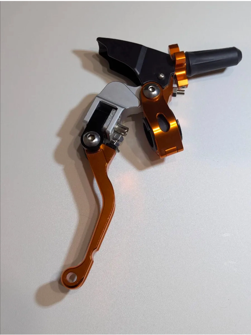 +- Рычаг тормоза и сцепления для мотоцикла (CNC алюминий)