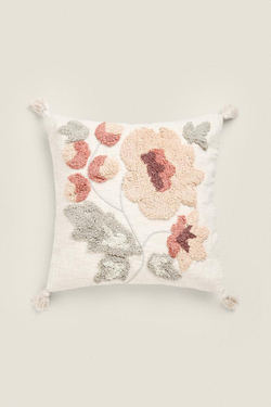 ZARA HOME ЧЕХОЛ ДЛЯ ДЕКОРАТИВНОЙ ПОДУШКИ С ВЫШИВКОЙ И КИСТОЧКАМИ ПО КРАЯМ, РОЗОВЫЙ