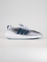 Кроссовки Adidas Swift Run 22 GW6822