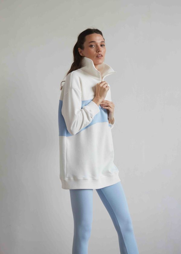 Толстовка платье Alexandra Talalay KP010 с воротником на молнии молочно-голубой - фото 3