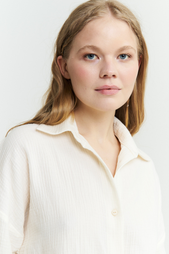 Муслиновая рубашка с манжетами сливочная