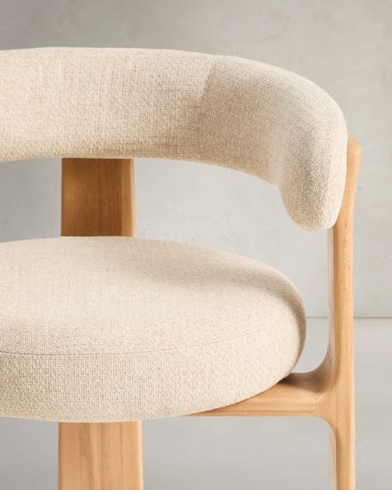 Уличный стул Granite бежевый с ножками из тикового дерева