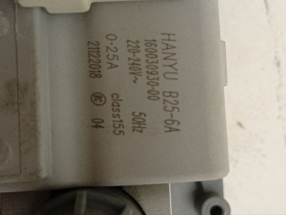 RST703DW кт18 Рециркуляционный насос (помпа) для стиральной машины Indesit Ariston C00373082 б/у