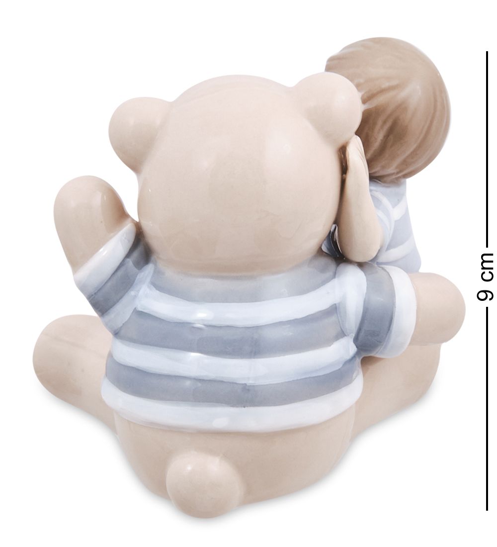 VS-472/2 Фигурка «Мальчик с медвежонком»