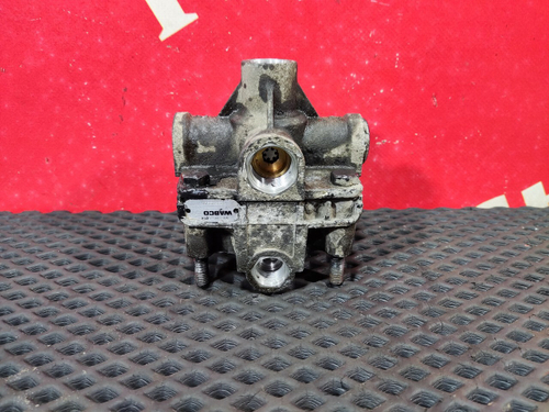 Клапан ускорительный