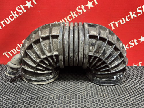 Патрубок воздушного фильтра