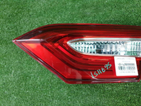 Фонарь правый внут Toyota Camry xv70 17-нв галоген