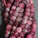 Рубин бордовый куб юв. огранка бусины 4мм