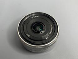 Sony 16mm f/2.8