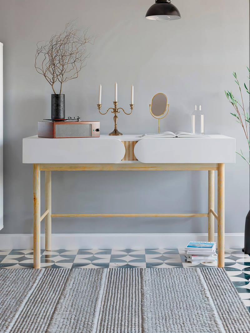 Стол письменный с 2 ящиками Ола, на ножках из массива сосны