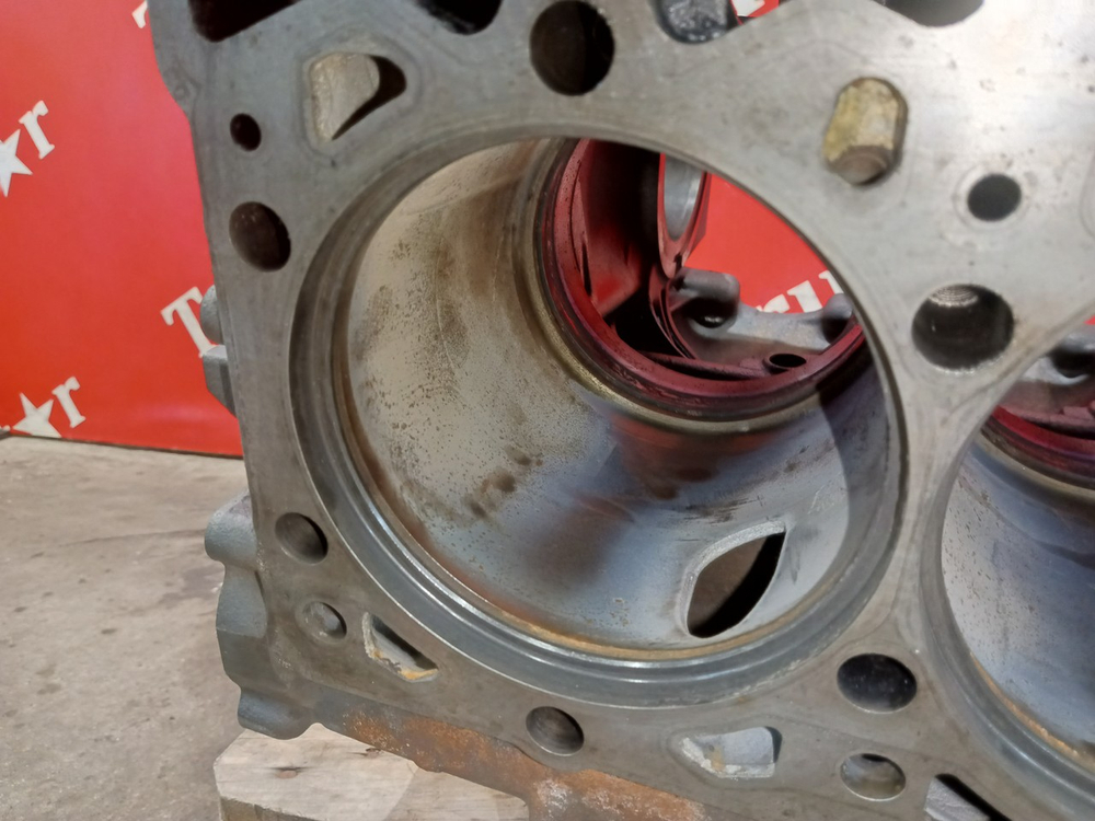 Блок цилиндров двигателя MX340U1 EURO-5 2018г.