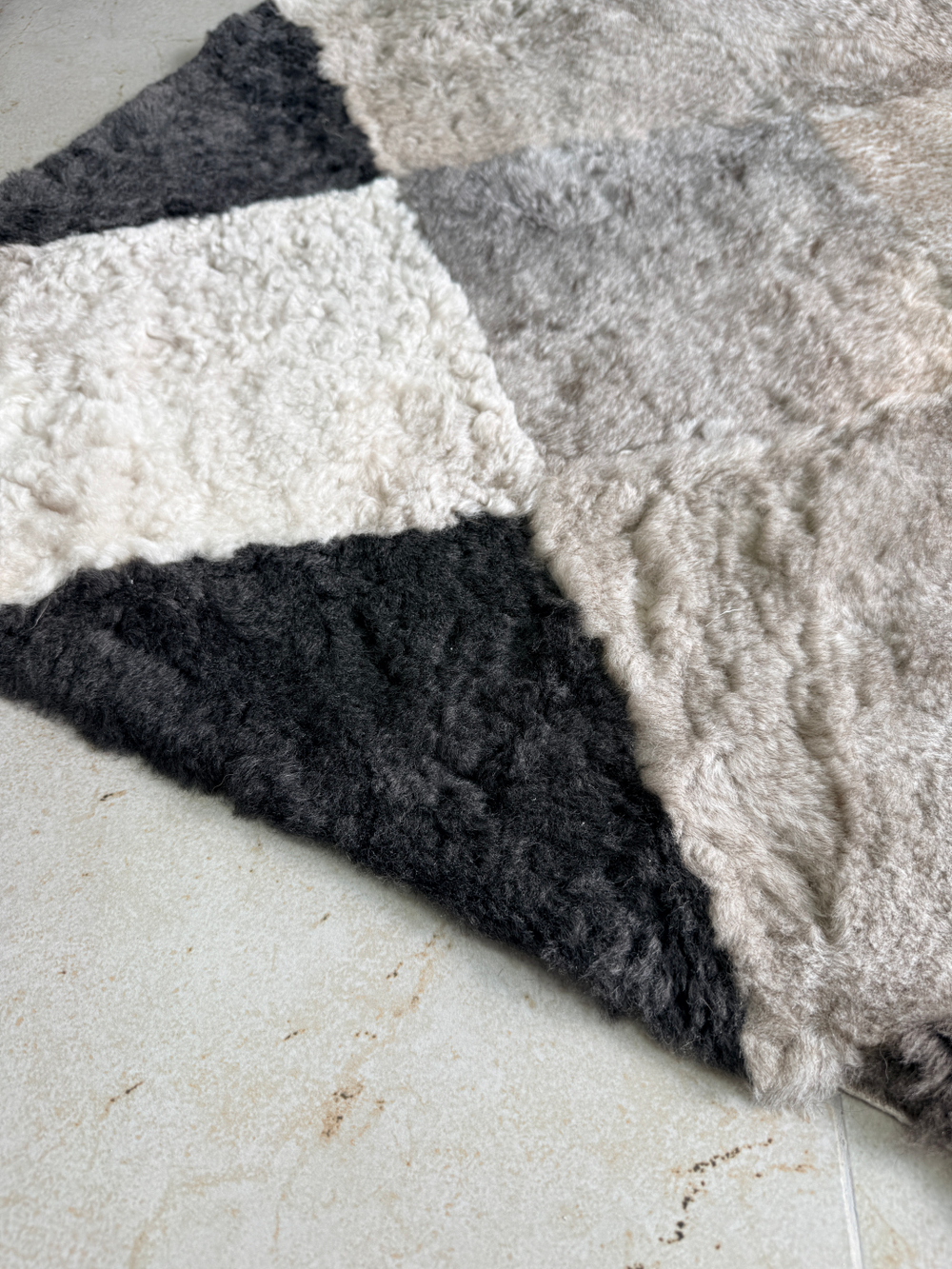 Ковер прямоугольный натуральный мех овчина, 220 х 200 см.