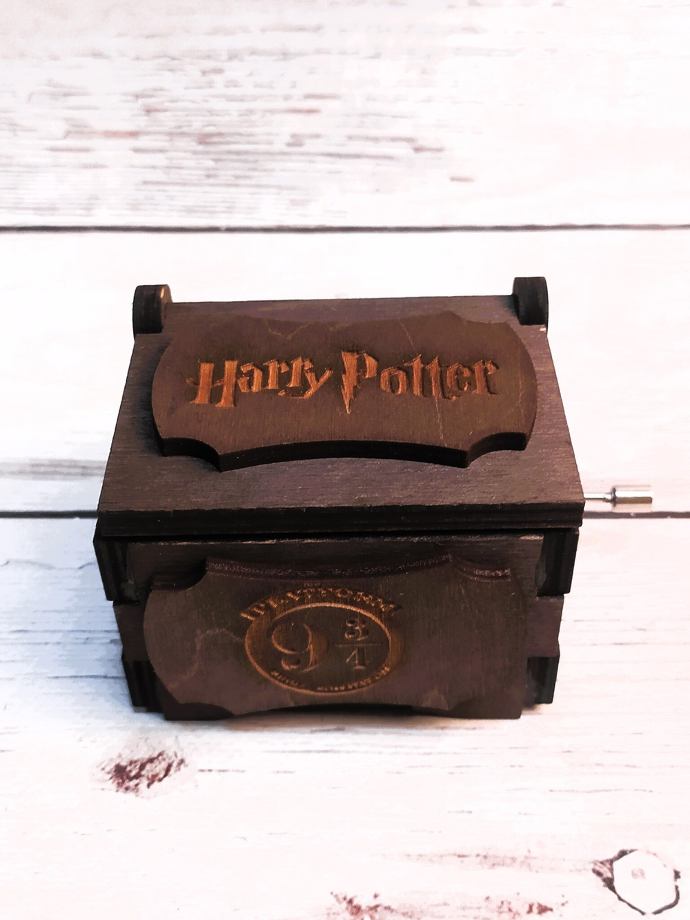 Музыкальная деревянная шкатулка-шарманка Harry Potter с мелодией из фильма Гарри Поттер