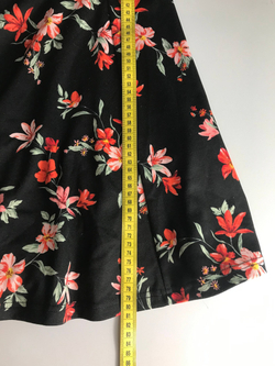 Платье с актуальным принтом, визуально на 40/42 размер