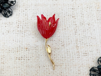 Брошь, р. 7,5х3 см