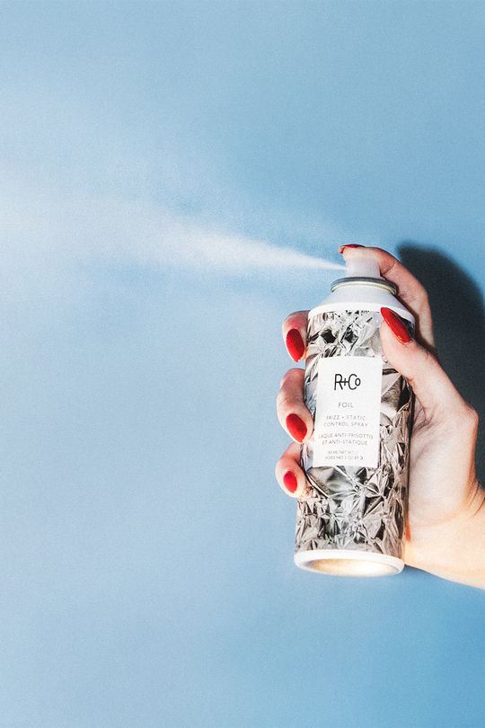 FOIL frizz+static Control Spray/ФОЛЬГА спрей-антистатик для волос
