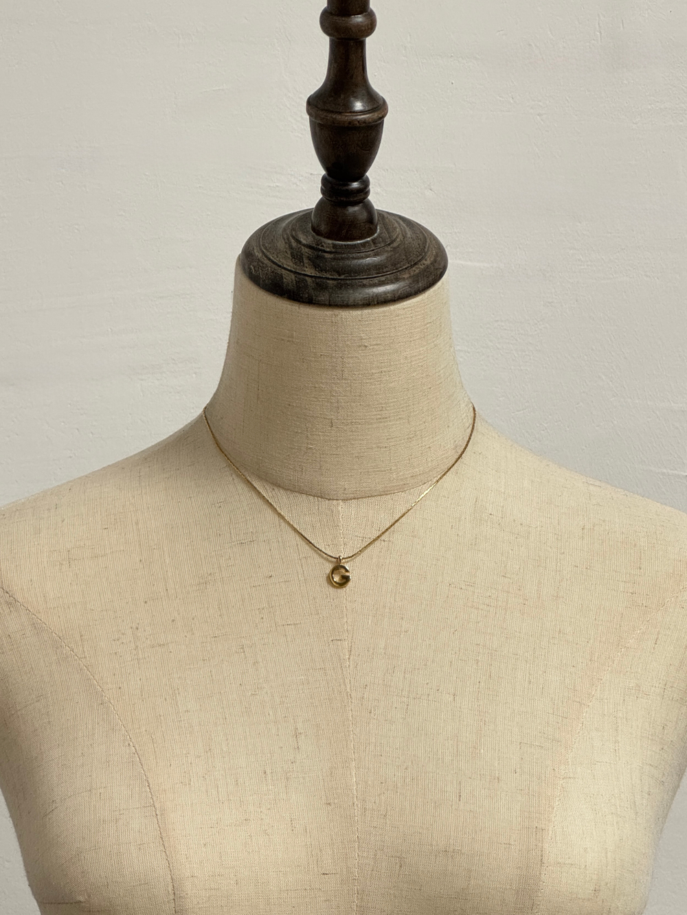 Кулон-лого Givenchy