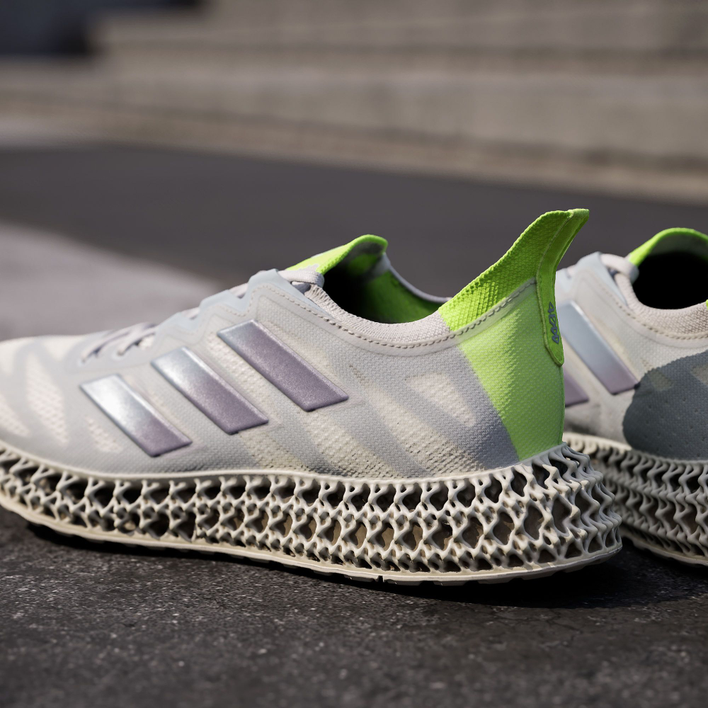 Кроссовки аdidas 4DFWD 3