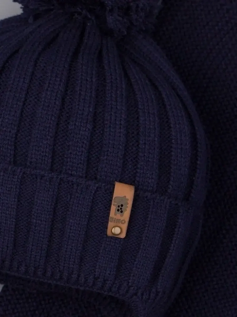 Шапка для мальчика со снудом осенняя