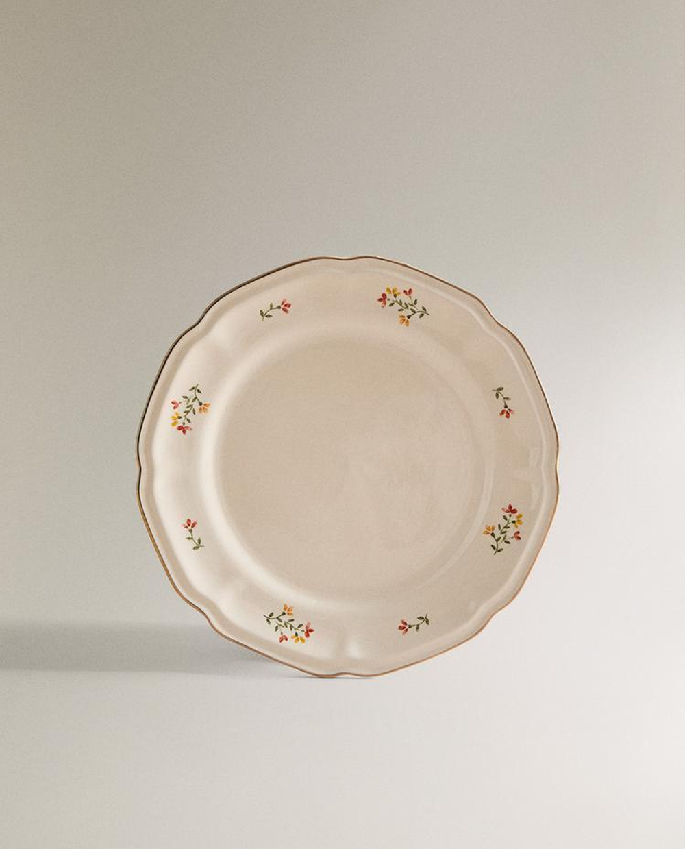 ZARA HOME ФАРФОРОВАЯ ДЕСЕРТНАЯ ТАРЕЛКА С УЗОРОМ, КРЕМОВЫЙ