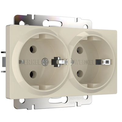 Розетка двойная с заземлением встраиваемая WERKEL W1172003, цвет слоновая кость, 1 шт.