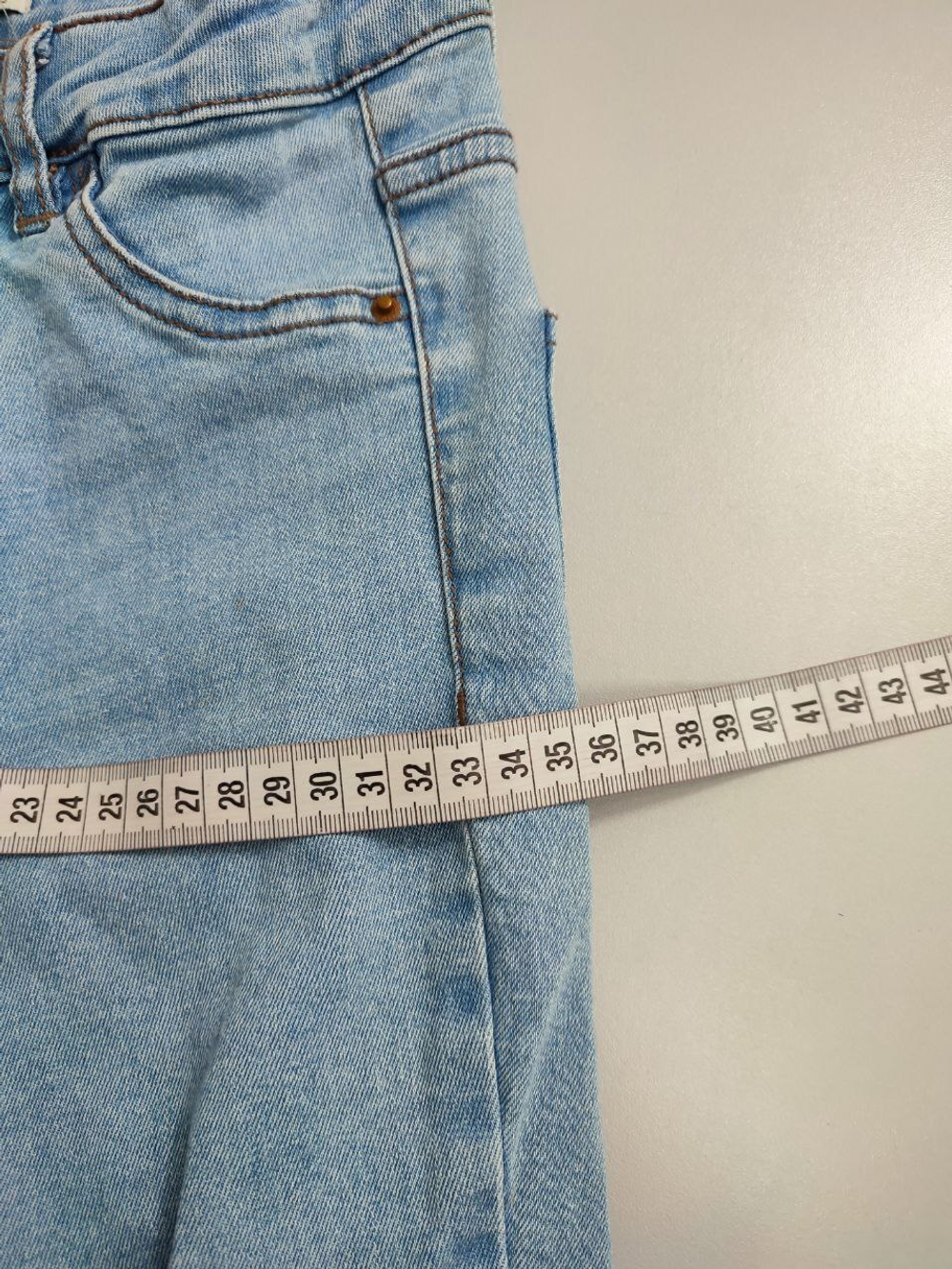 Джинсы Pull&Bear светлые 38 размер