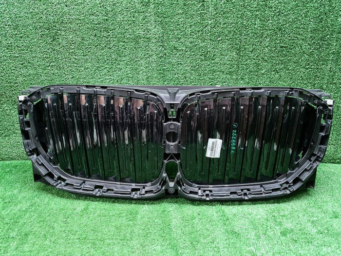 Решетка радиатора BMW X5 G05 (2023-н.в.)