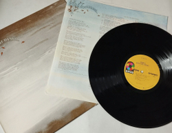 Винтажная виниловая пластинка LP Genesis Wind and Wuthering (USA 1977)