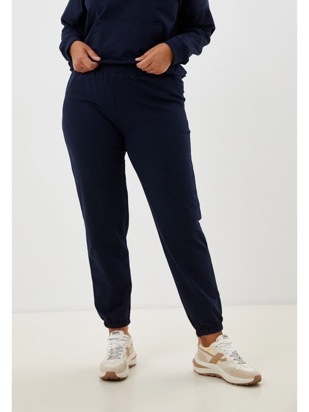 Костюм спортивный