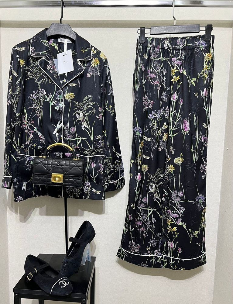 Костюм Dior