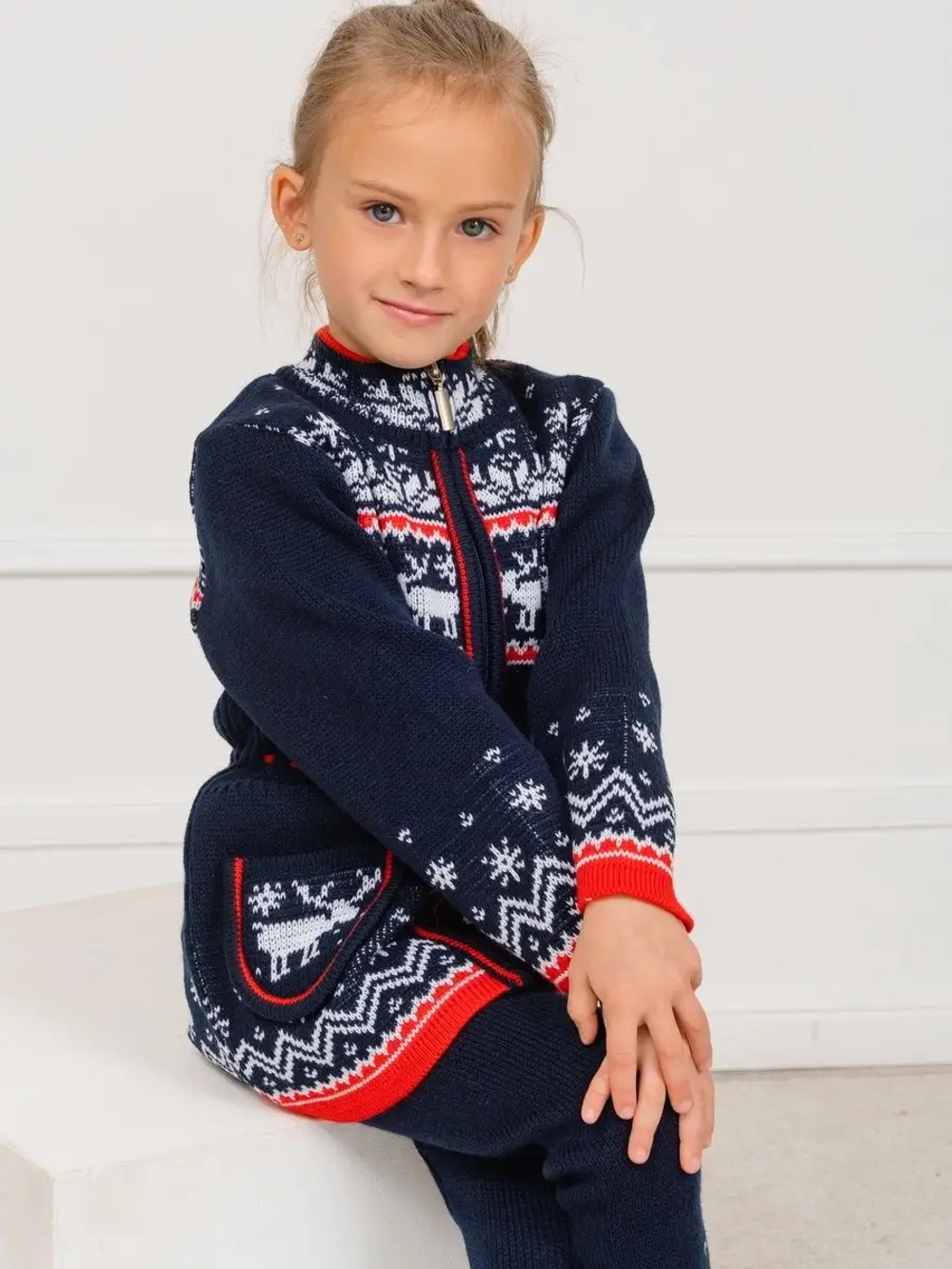 Кардиган вязаный на молнии для девочки