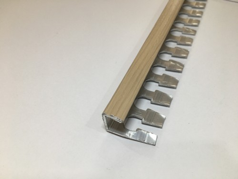 АПLг 10мм "DO-4" 2,7м Клен (38) L-об. гибкий ламинир. алюм.