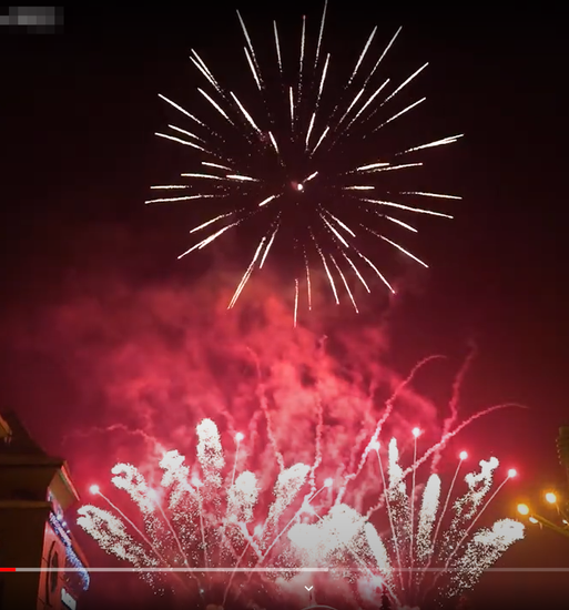 Новогодний фейерверк