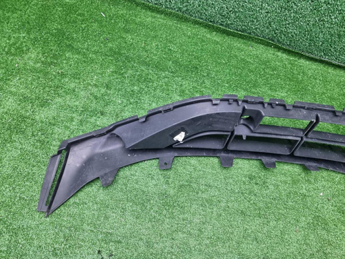 Решетка перед. бампера Mercedes GLB X247 19-23 AMG