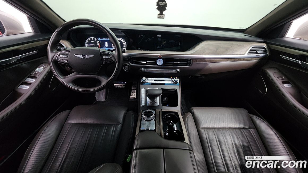 Genesis G90 3.8 AWD (08.2020)