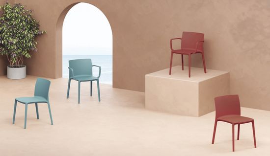 Стул пластиковый Evo-S