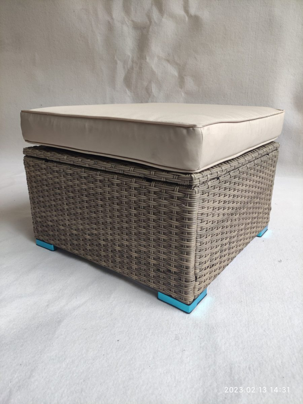 Пуфик плетеный  УИЛТШИР с  подушкой 10 см Greige