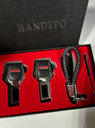 Заглушка ремня безопасности НАБОР "ХАВАЛ" (2заглушки+брелок+отвертка) K-105HV