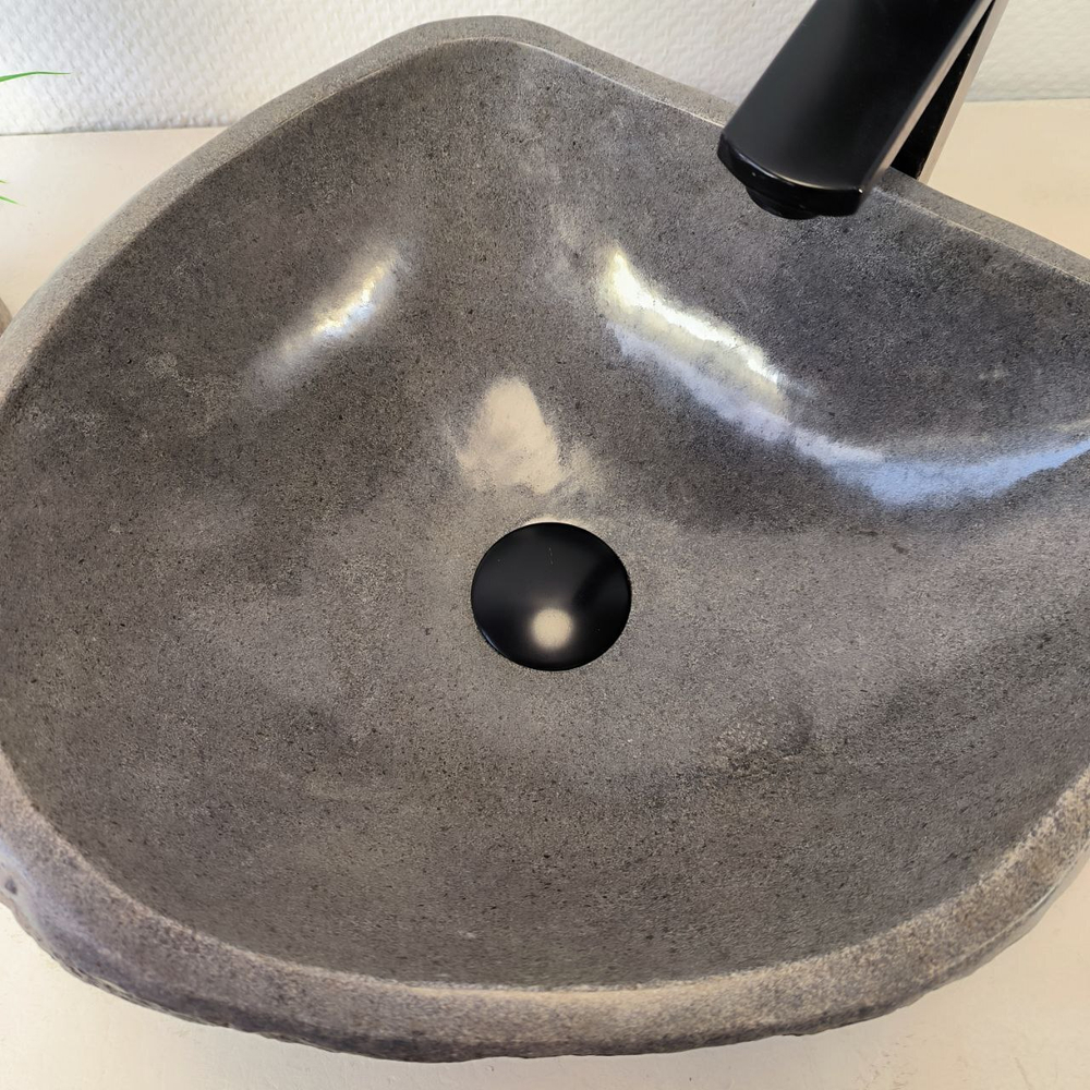Раковина из речного камня RS-66017 45х37х15 из натурального камня