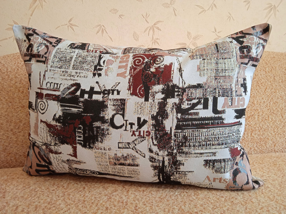 Декоративная гобеленовая наволочка для интерьерной подушки Город 68х47