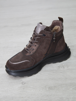 Кроссовки женские зимние