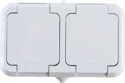 Розетка Makel Nemli Yer двойная с заземлением с крышкой накладная IP44 белый 15809