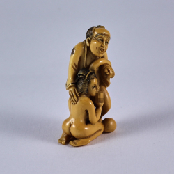 Эротическая статуэтка нэцкэ Обнаженная пара на боку