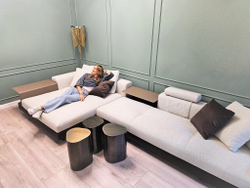 Диван угловой White