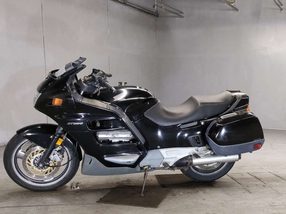 Honda ST 1100 Pan European  JH2SC2620RM400027
