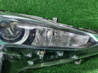 Битая Фара правая Mazda CX-5 2 (2017-2021) LED