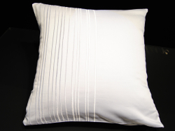 Наволочка 50х75 Christian Fischbacher Luxury Nights Line 705 белая Швейцария