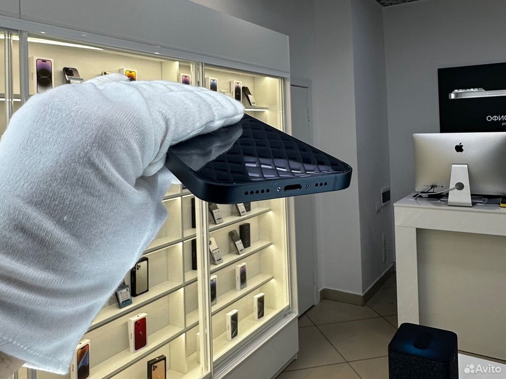 iPhone 13, 128 ГБ б/у
