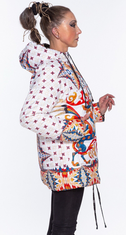 Двусторонняя куртка "Будни и праздник", по мотивам абстрактной живописи Василия Кандинского и древнего скифского ковра